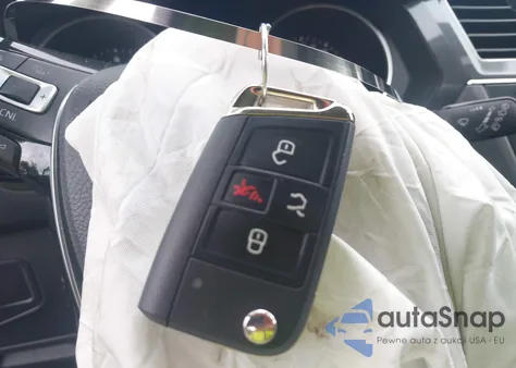 2018 Volkswagen Tiguan 2.0T Se/2.0T Sel из США, поврежденный, VIN 3VV3B7AX3JM092801